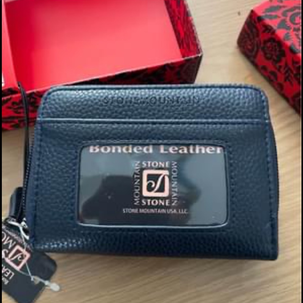 Wallet - Picture 3 of 4